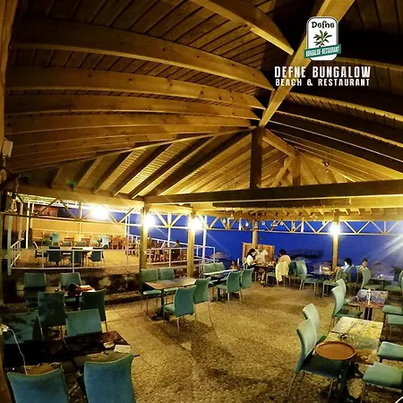 Defne Bungalov Restaurant Отель типа 